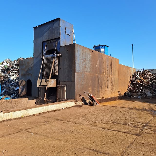 🛠️ Hydraulické nůžky na provozovně TSR Olomouc - Henschel. Střední oprava zahájena! 🔧 🛠️ Hydraulické nůžky na provozovně TSR Olomouc - Henschel. Střední oprava zahájena! 🔧